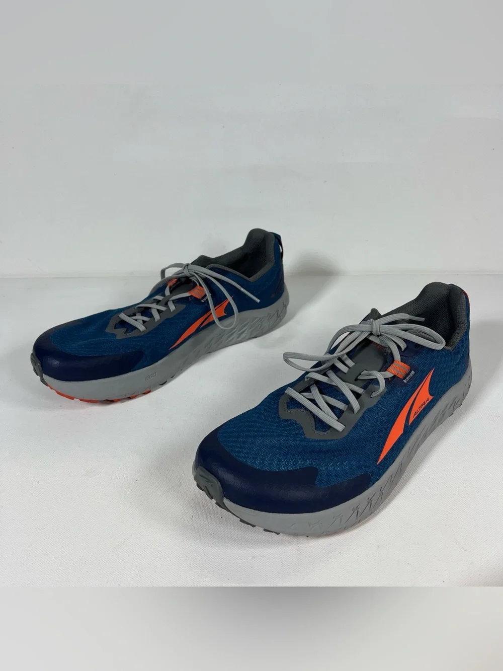 Altra Trail Outroad 3 Men’s 11 Hiking Outdoor Running Shoes Blue Gray EUC - Picture 2 of 12